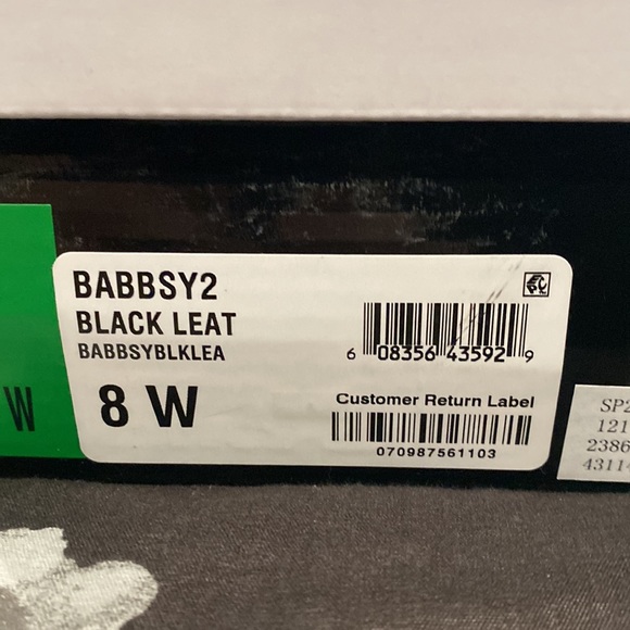 Women shoes - Picture 4 of 4